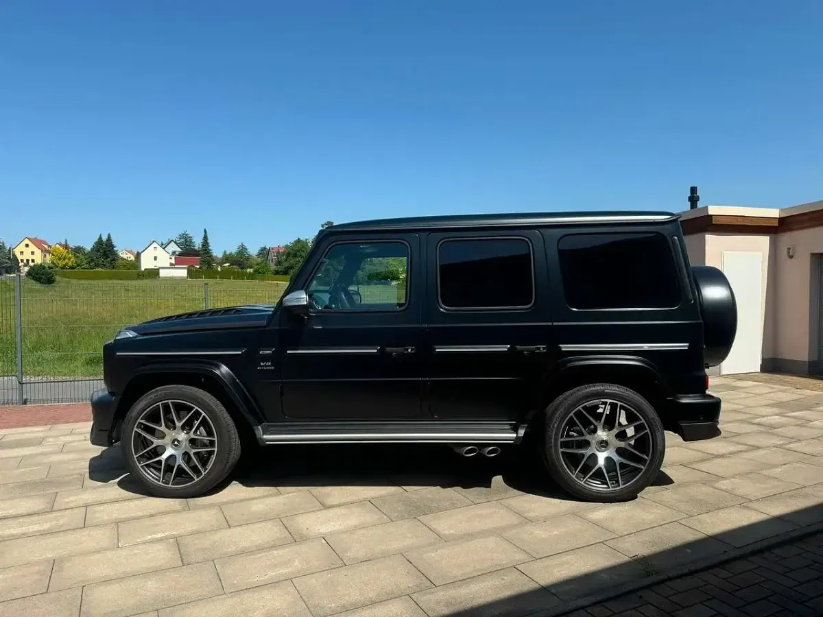 Gebraucht Mercedes G63 AMG AMG 585 PS (430 kW) 2021 Designo nachtschwarz magno SUV
