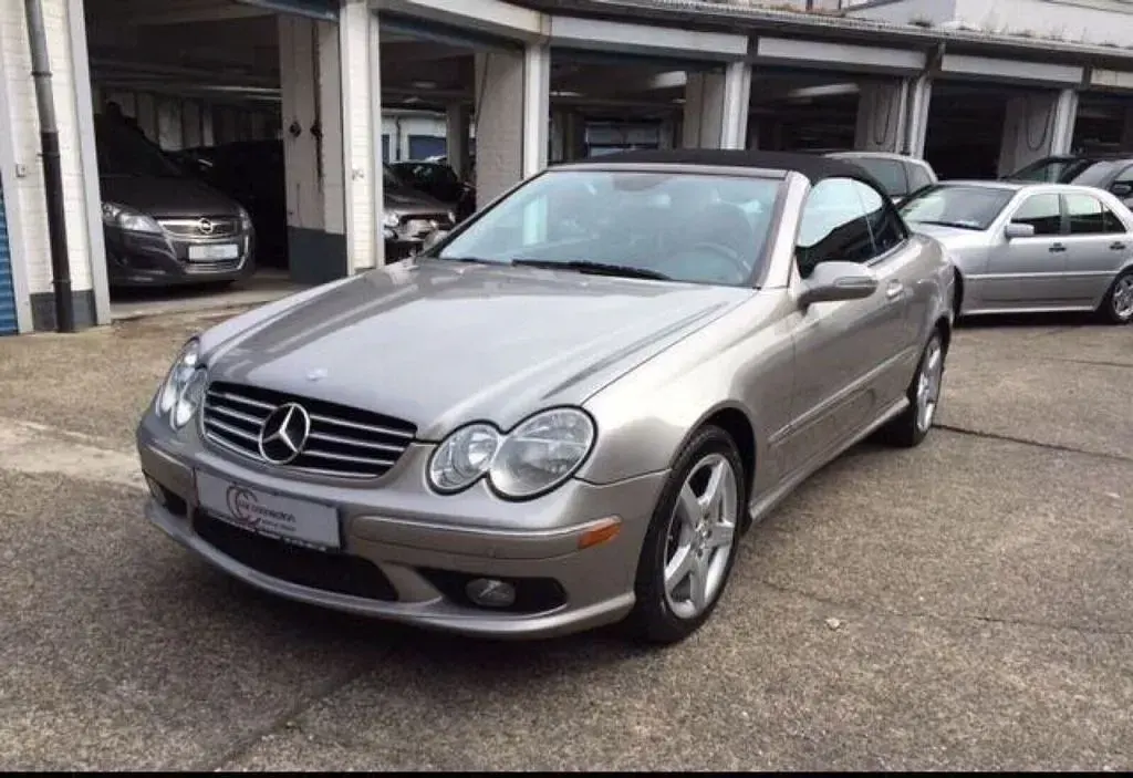 Gebraucht Mercedes CLK500 306 PS (225 kW) 2005 Beige Cabrio