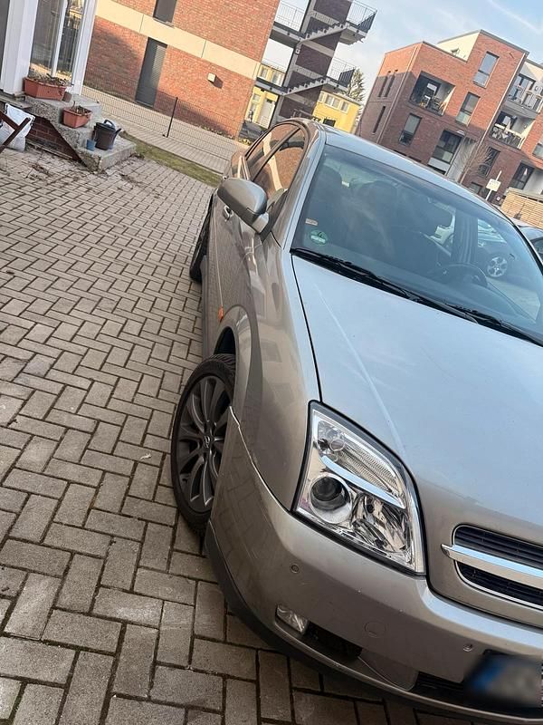 Gebraucht Opel Vectra 147 PS (108 kW) 2003 Grau Limousine