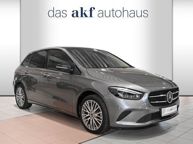 Gebraucht Mercedes E250 Progressive 160 PS (117 kW) 2022 Kleinwagen