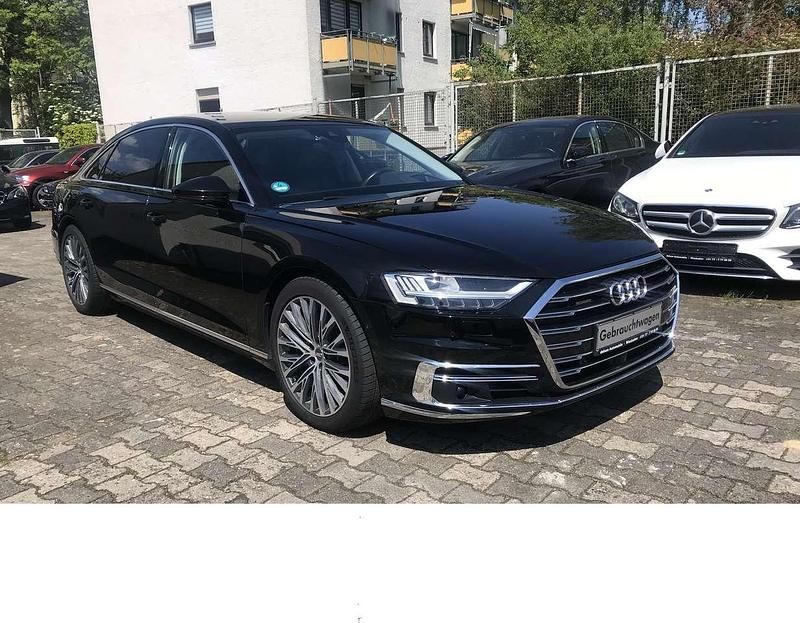 Mythosschwarz metallic Gebraucht 2018 Audi A8L Limousine | 45.900 € (Fairer Preis) - Bild 1/4