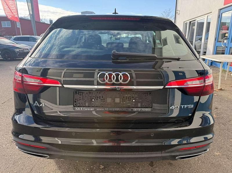 Gebraucht Audi A4 Basis 204 PS (150 kW) 2022 Brillantschwarz Kombi