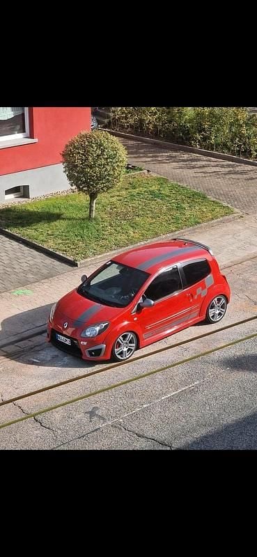 Rot Gebraucht 2009 Renault Twingo R.S. Kleinwagen | 5.400 € (Teuer) - Bild 1/1