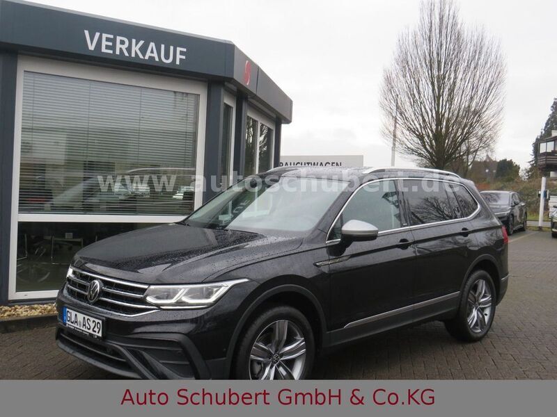 Deep black perleffekt Gebraucht 2025 VW Tiguan Allspace Move SUV | 39.990 € (Teuer) - Bild 1/4