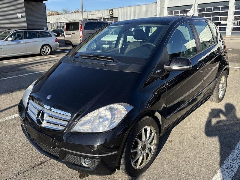 Gebraucht Mercedes A180 Avantgarde 109 PS (80 kW) 2009 Schwarz Van / Kleinbus