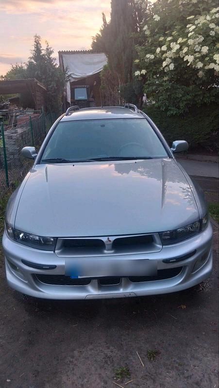 Grau Gebraucht 1999 Mitsubishi Galant Kombi | 1.499 € (Superpreis) - Bild 1/4