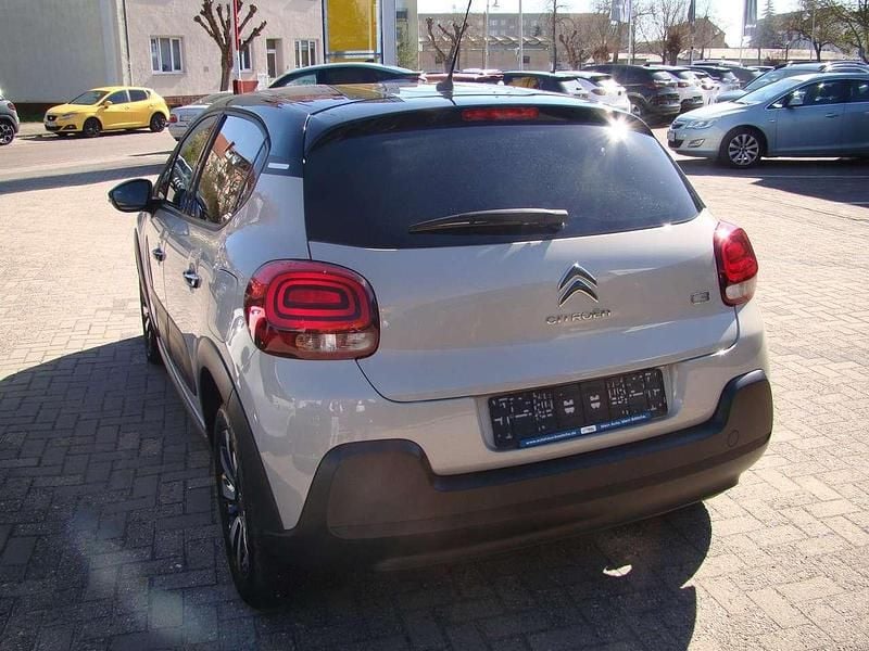 Usata Citroën C3 PureTech 110 CV (80 kW) 2023 Lackierung sable/metallic klarlack Utilitaria