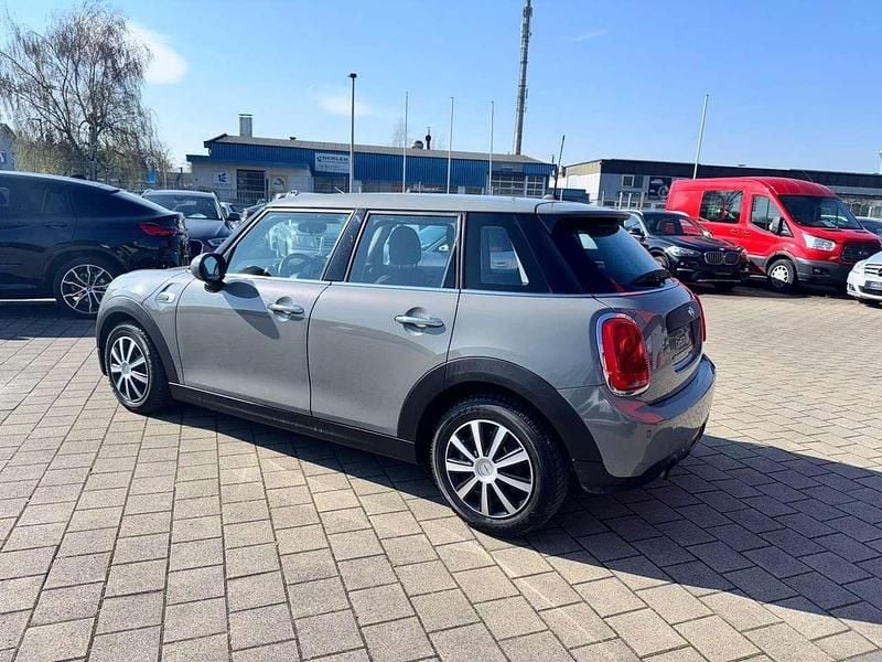 Gebraucht Mini ONE 102 PS (75 kW) 2015 Moonwalk grey (metallic) Kleinwagen