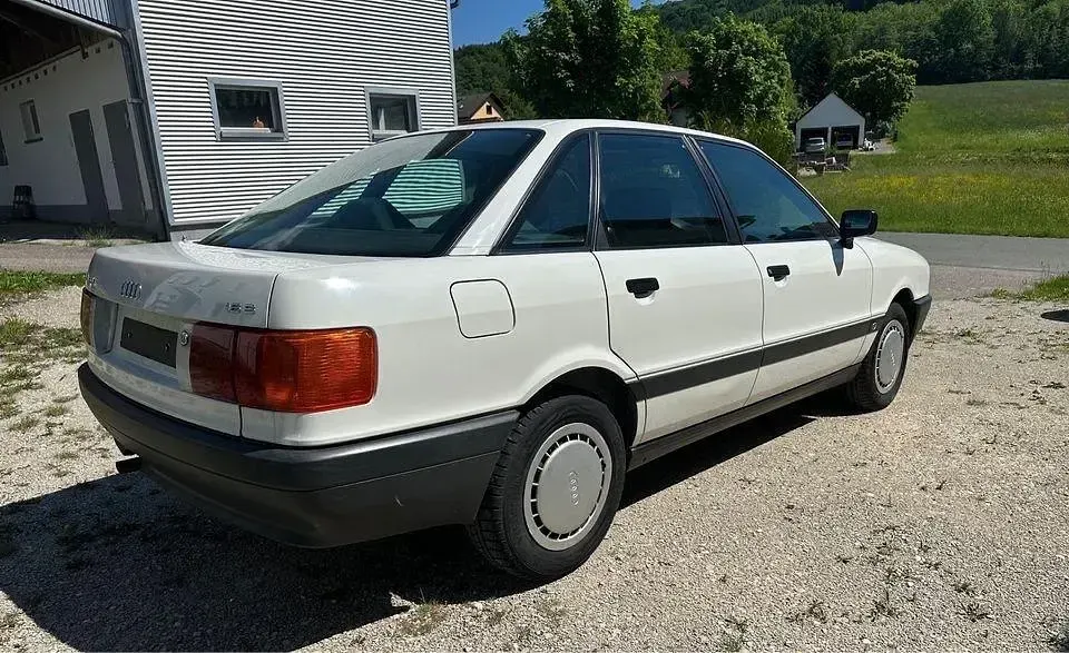 Gebraucht Audi 80 90 PS (66 kW) 1990 Weiß Limousine