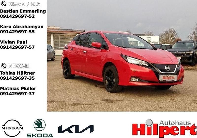 Gebraucht Nissan Leaf Tekna 160 kW (218 PS) 2021 Red (s) Kleinwagen