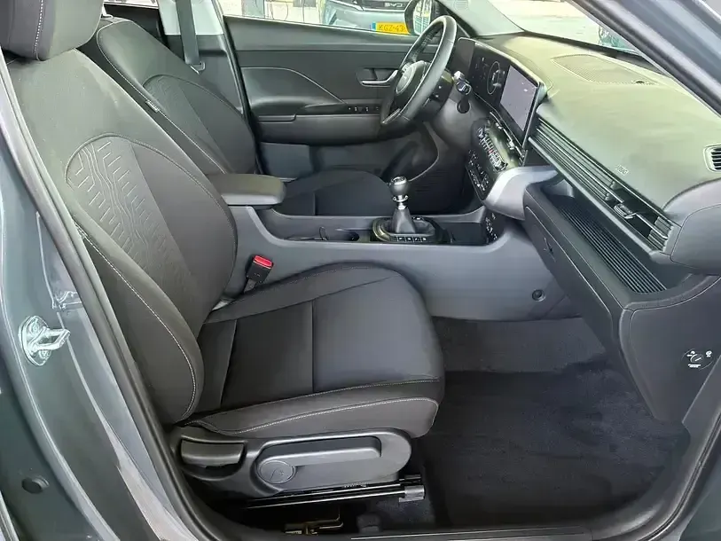 Neu Hyundai Kona Comfort 2025 Weiss SUV