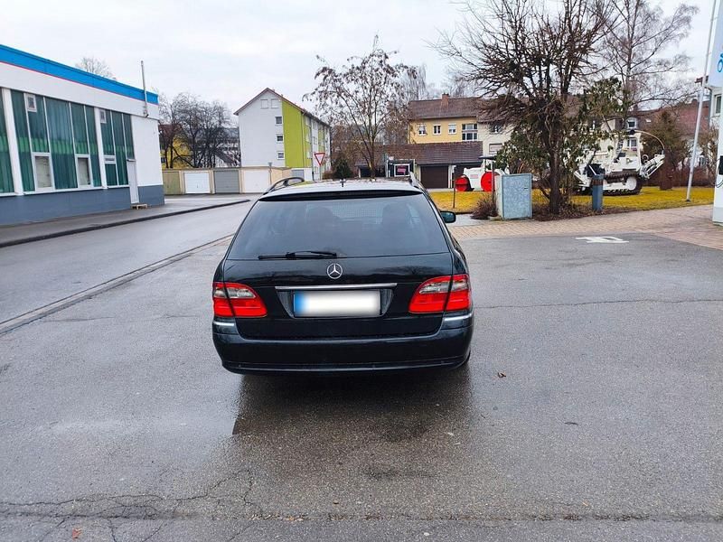 Gebraucht Mercedes E280 Avantgarde 231 PS (169 kW) 2006 Schwarz Kombi