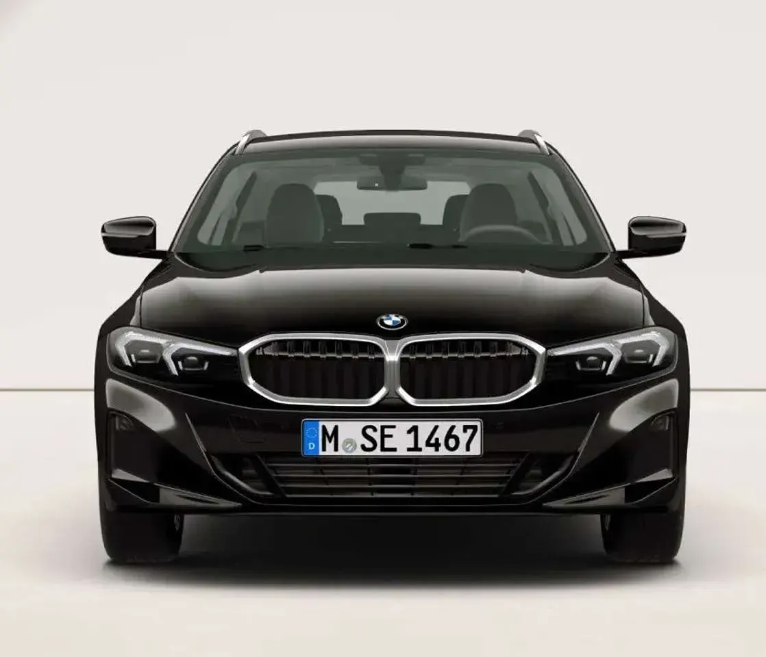 Neu BMW 318 156 PS (114 kW) 2026 Schwarz uni Kombi