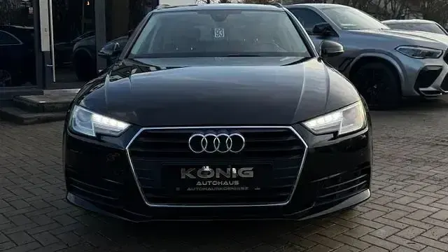 Gebraucht Audi A4 Basis 150 PS (110 kW) 2017 Schwarz Kombi