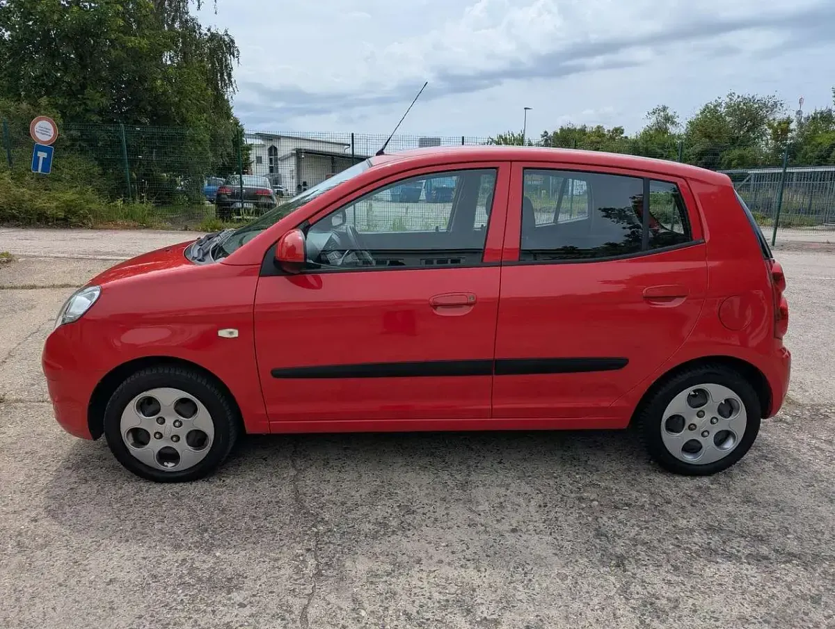 Gebraucht Kia Picanto Start 65 PS (47 kW) 2009 Rot Kleinwagen