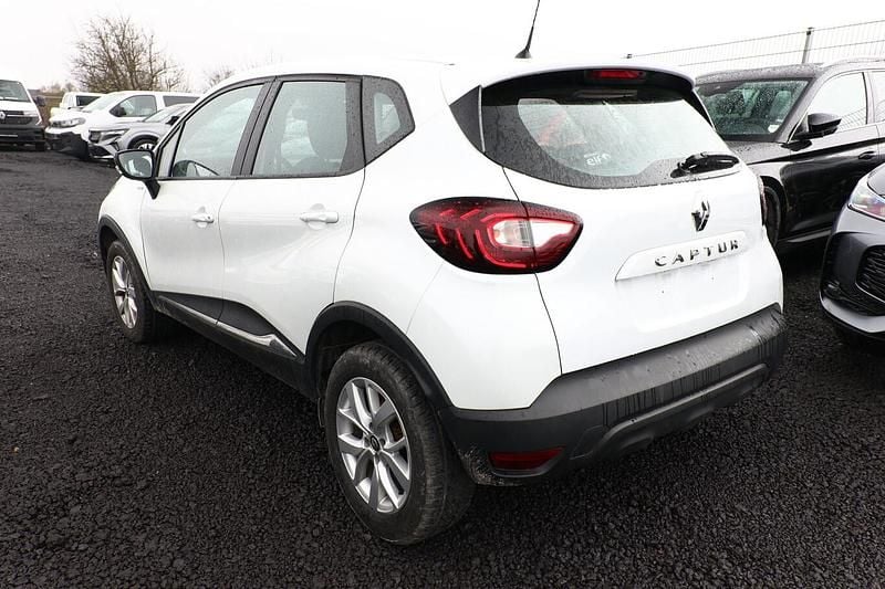 Gebraucht Renault Captur LIMITED 131 PS (96 kW) 2019 Weiß metallic SUV