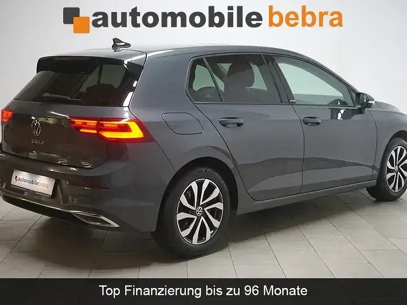 Occasion VW Golf VIII Active 150 ch (110 kW) 2022 Gris Berline