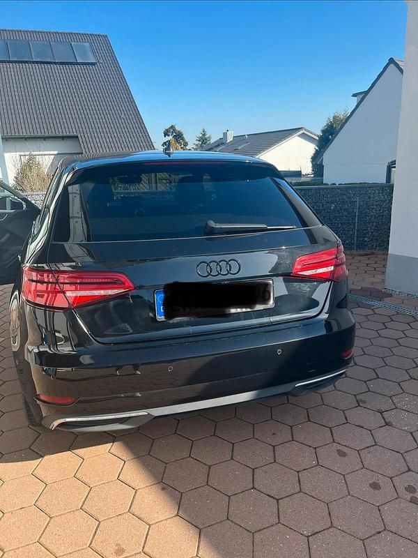 Gebraucht Audi A3 S-Line 150 PS (110 kW) 2020 Schwarz Limousine