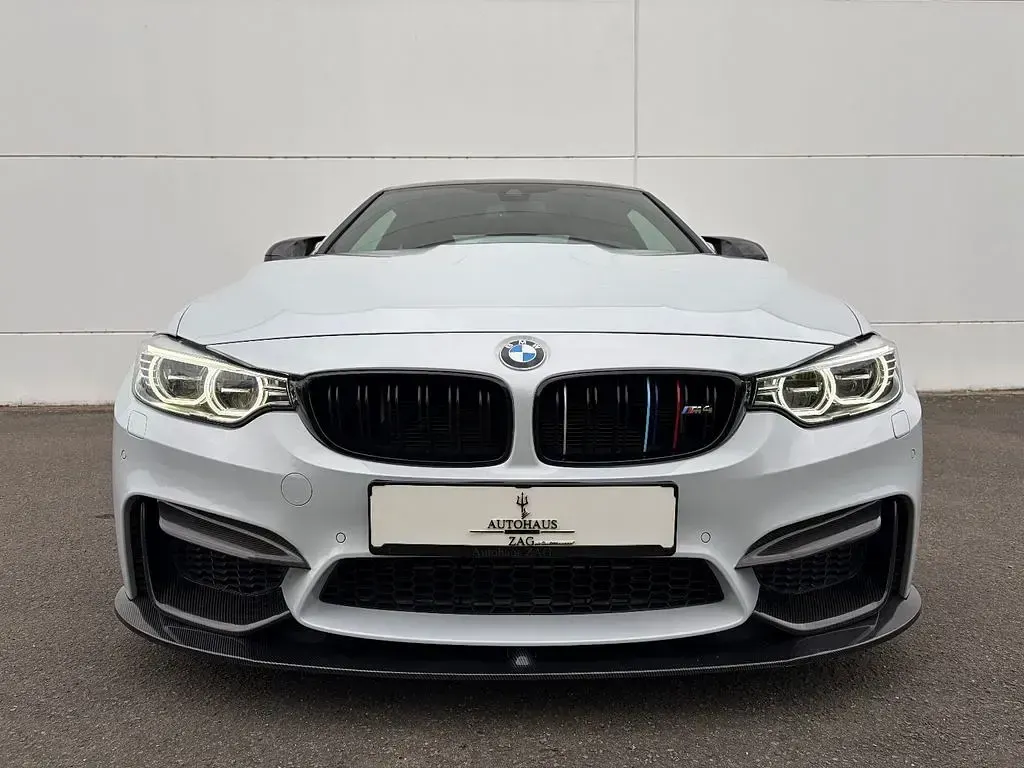 Używany BMW M4 Performance 431 KM (317 kW) 2016 Biały Coupe