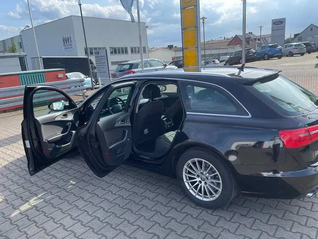 Gebraucht Audi A6 136 PS (100 kW) 2014 Schwarz Kombi