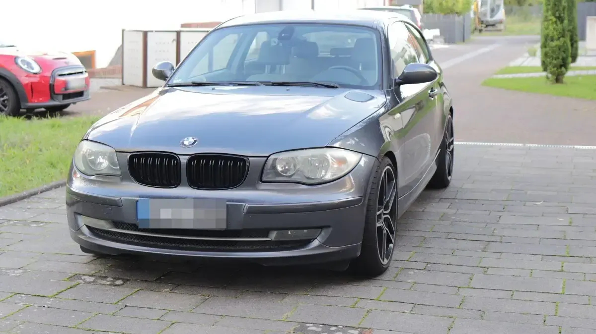 Używany BMW 118 Performance 143 KM (105 kW) 2008 Szary Hatchback