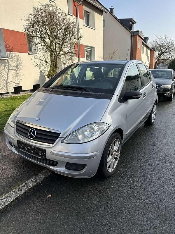 Gebraucht Mercedes A170 Elegance 116 PS (85 kW) 2004 Silber Limousine