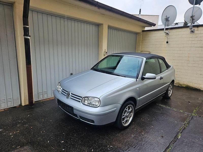 Gebraucht VW Golf Cabriolet 90 PS (66 kW) 2002 Silber Cabrio