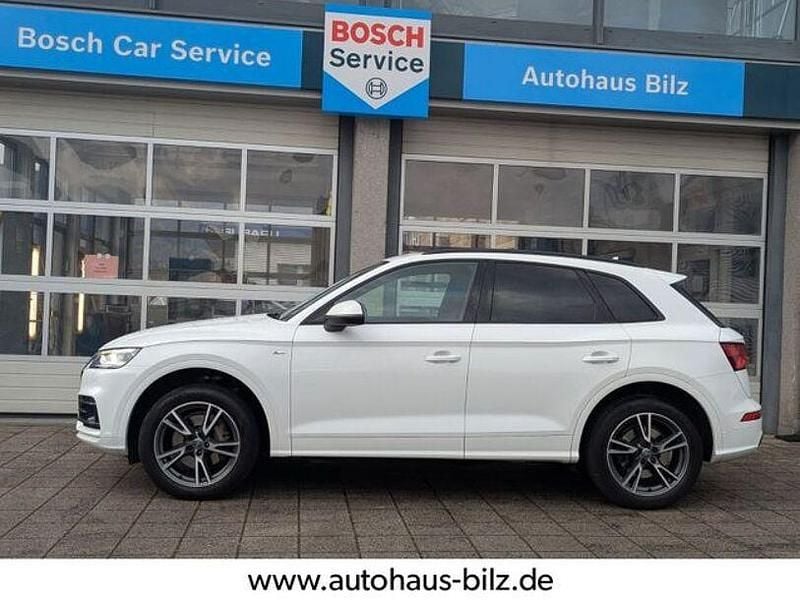 Ibisweiß Gebraucht 2018 Audi Q5 Design SUV | 18.000 € (Teuer) - Bild 1/4