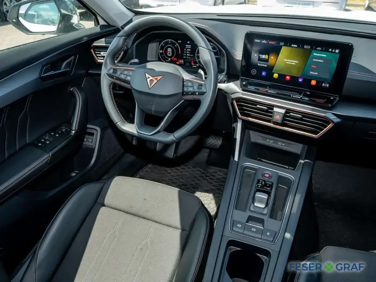 Gebraucht Cupra Formentor 204 PS (150 kW) 2024 Weiss SUV