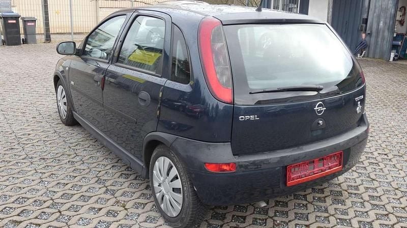 Gebraucht Opel Corsa Basis 75 PS (55 kW) 2002 Blau Kleinwagen