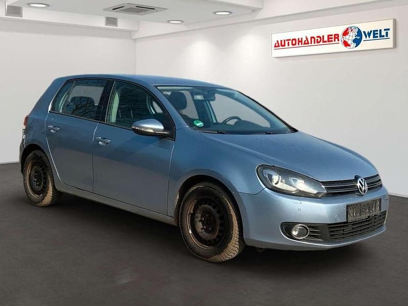 Gebraucht VW Golf VI Comfortline 140 PS (102 kW) 2010 Blau Kleinwagen
