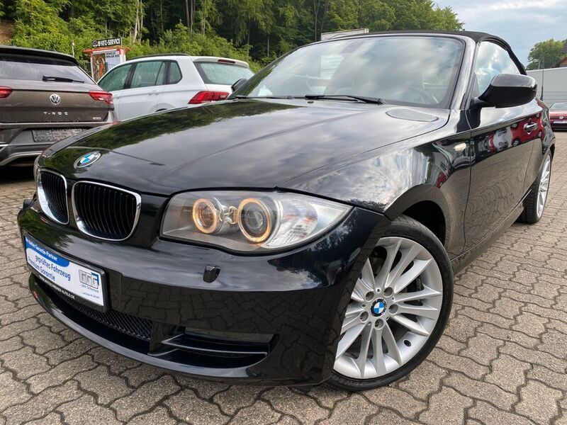 Black sapphire metallic Gebraucht 2010 BMW 120 Cabriolet Advantage Cabrio | 6.950 € (Fairer Preis) - Bild 1/4