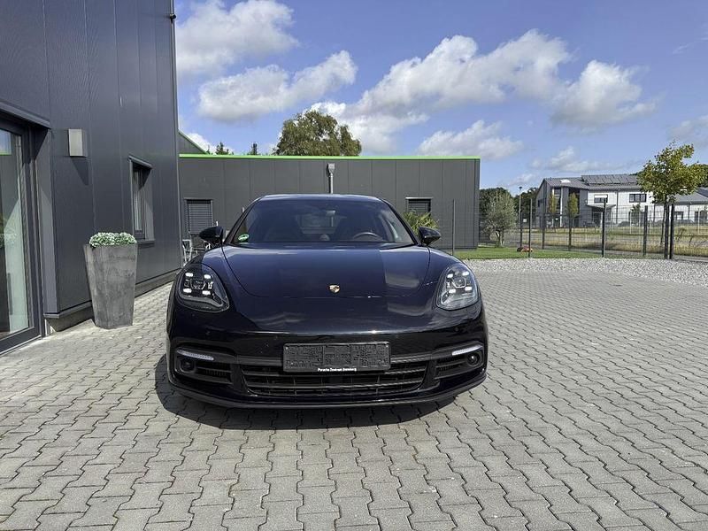 Schwarz Gebraucht 2019 Porsche Panamera 4S Limousine | 62.900 € (Superpreis) - Bild 1/4