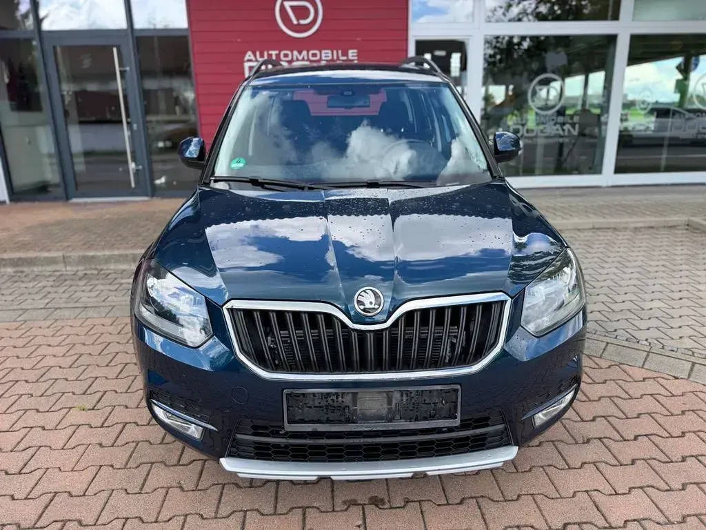 Gebraucht Skoda Yeti Elegance 110 PS (80 kW) 2014 Blau SUV