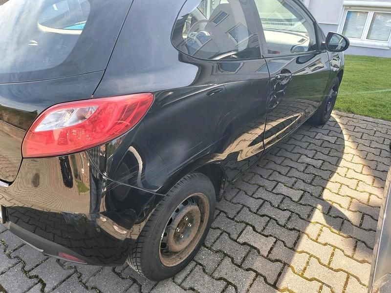 Usado Mazda 2 68 HP (50 kW) 2010 Preto Citadino