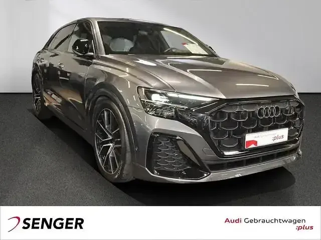 Gebraucht Audi Q8 Ambiente 286 PS (210 kW) 2024 SUV