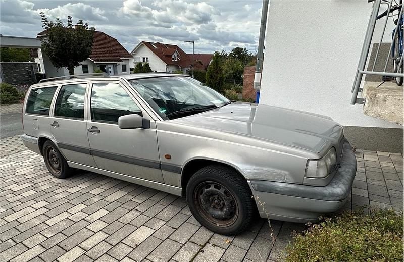 Grau Gebraucht 1994 Volvo 850 Kombi | 600 € - Bild 1/4