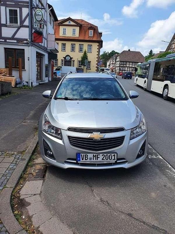 Gebraucht Chevrolet Cruze 131 PS (96 kW) 2012 Silber Kombi
