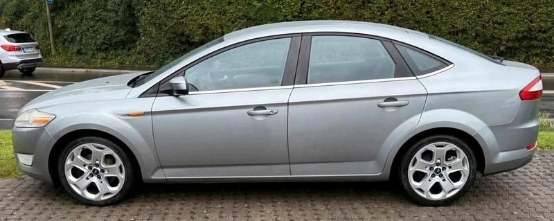 Gebraucht Ford Mondeo 220 PS (161 kW) 2007 Silber Limousine