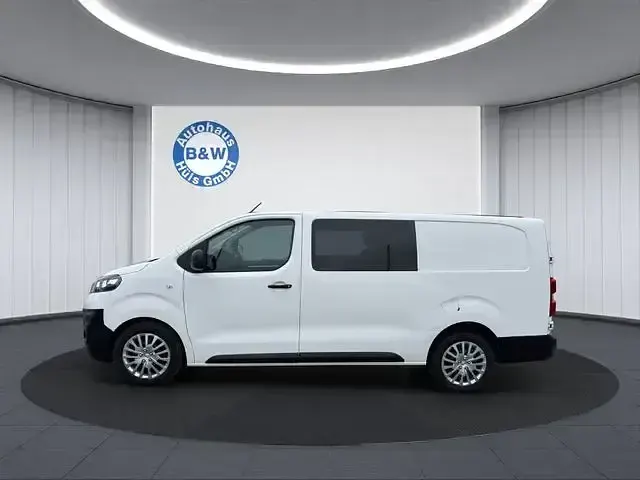 Gebraucht Opel Vivaro-e Combi Edition 122 PS (89 kW) 2021 Weiss Van / Kleinbus