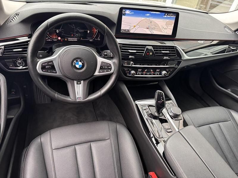 Gebraucht BMW 520 190 PS (139 kW) 2022 Weiß Kombi