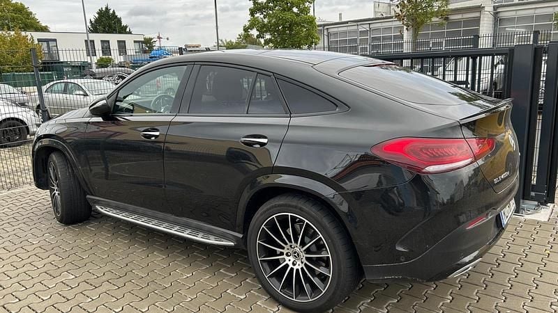 Schwarz Gebraucht 2022 Mercedes GLE400 Coupé | 58.310 € (Superpreis) - Bild 1/4
