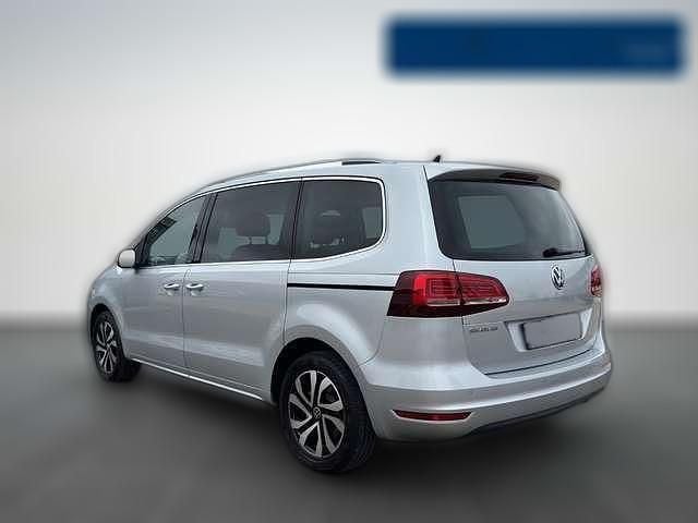 Gebraucht VW Sharan Active 150 PS (110 kW) 2021 Silber metallic Van / Kleinbus