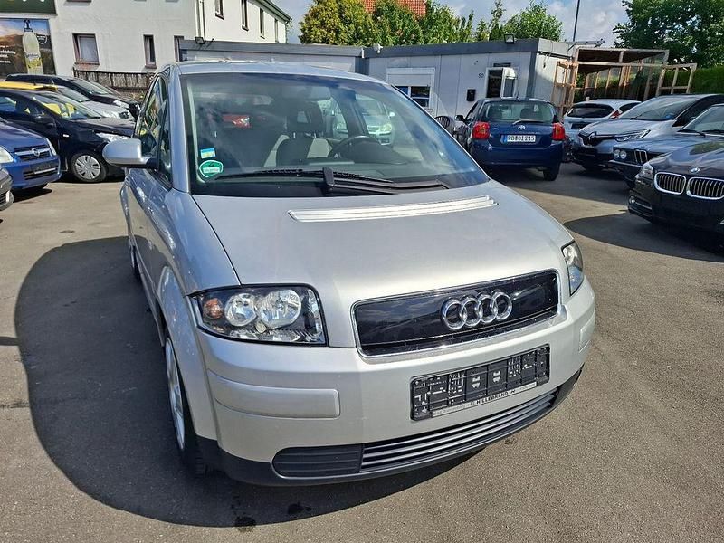 Second-hand Audi A2 75 CP (55 kW) 2000 Argintiu Hatchback