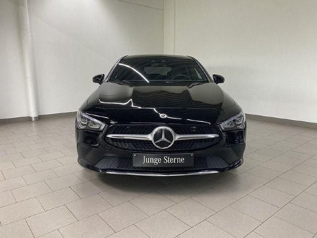 Gebraucht 2021 Mercedes CLA220 Shooting Brake Kombi | 25.988 € (Fairer Preis) - Bild 1/4