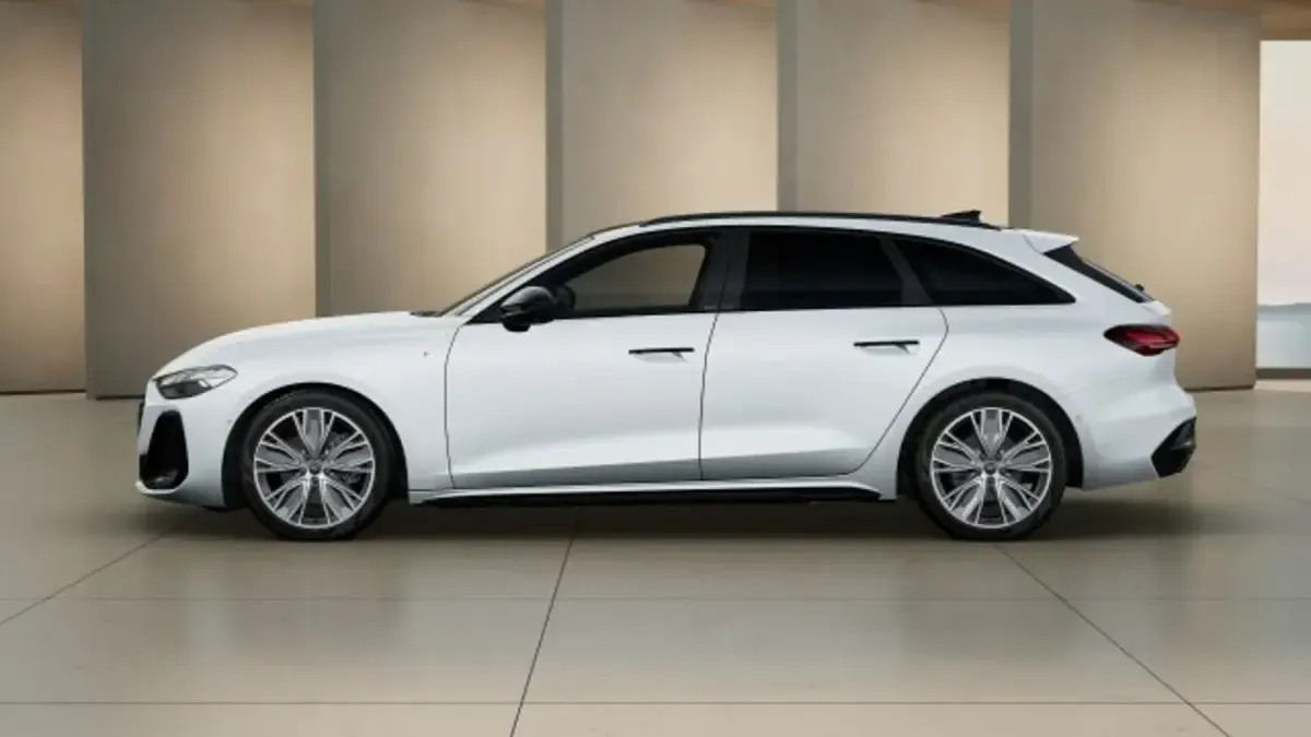 Gebraucht Audi A5 Ambiente 204 PS (150 kW) 2025 Gletscherweiß metallic Kombi