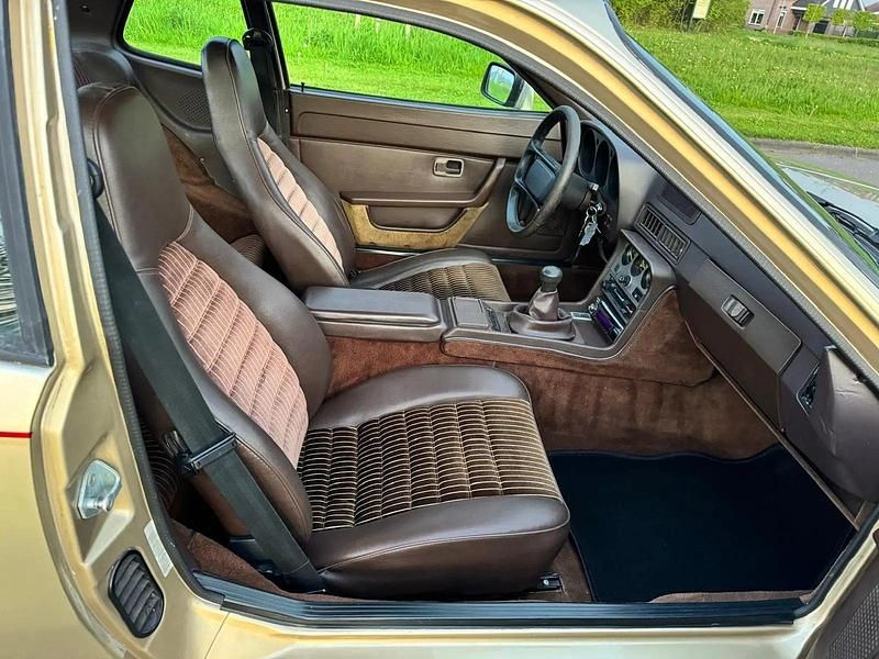 Gebraucht Porsche 944 163 PS (119 kW) 1983 Andere farben Coupé