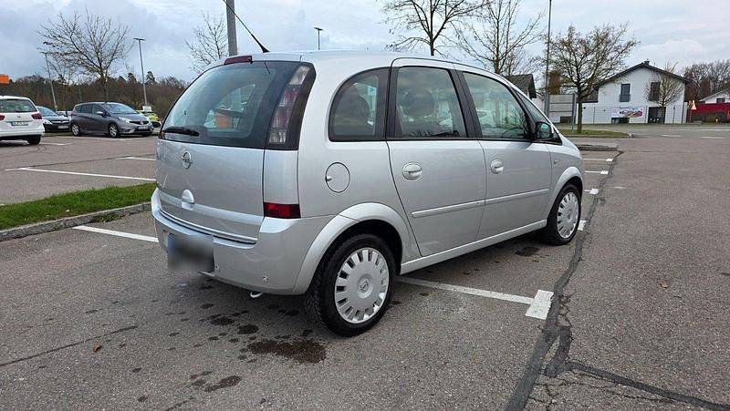 Gebraucht Opel Meriva 125 PS (91 kW) 2009 Silber Van / Kleinbus