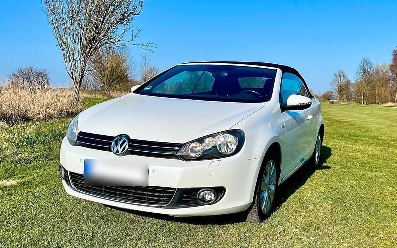 Gebraucht VW Golf Cabriolet Life 105 PS (77 kW) 2013 Weiß Cabrio