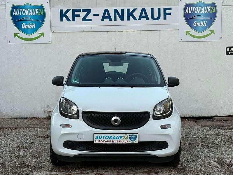 Second-hand Smart ForFour 71 CP (52 kW) 2019 Alb Hatchback